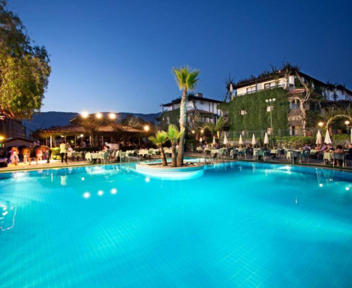 Atostogos Alanijoje 4* CLUB TITAN HOTEL
