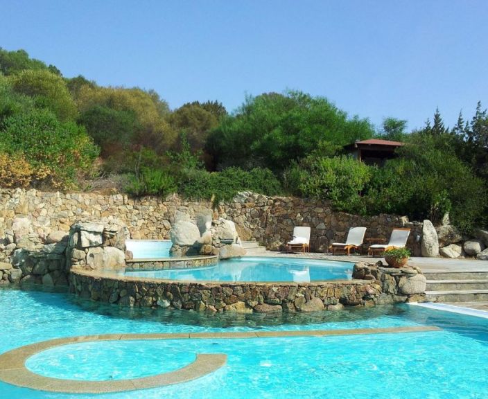 Užburianti Sardinija ir poilsis šalia Olbijos 3* RESIDENCE IL MIRTO viešbutyje!