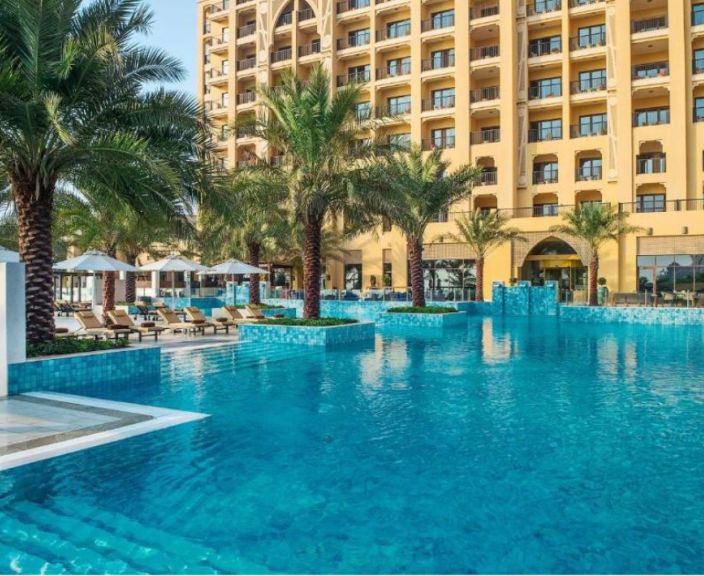 Lepinantis poilsis jungtiniuose Arabų Emyratuose, 5* DOUBLETREE BY HILTON RESORT viešbutyje!