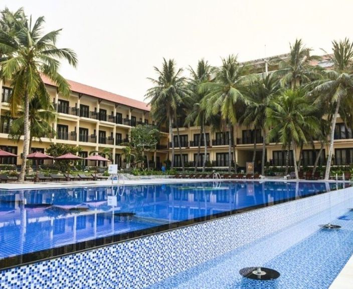 Patirkite egzotiškąjį Vietnamą ir ilsėkitės 3* HON ROM CENTRAL BEACH RESORT viešbutyje!