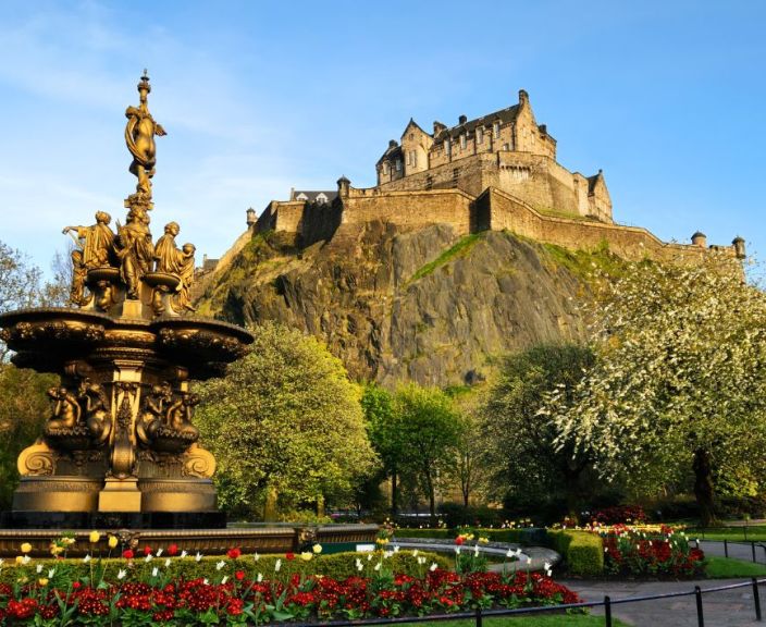 Pažinkite Edinburgą! Ilsėkitės 3* PREMIER INN NEWBRIDGE - EDINBURGH APT viešbutyje!