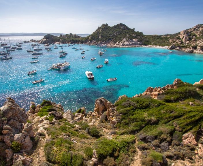 Saulėtas poilsis Italijoje, 3* AMANI CHIC ROOMS viešbutyje, Sardinijoje!