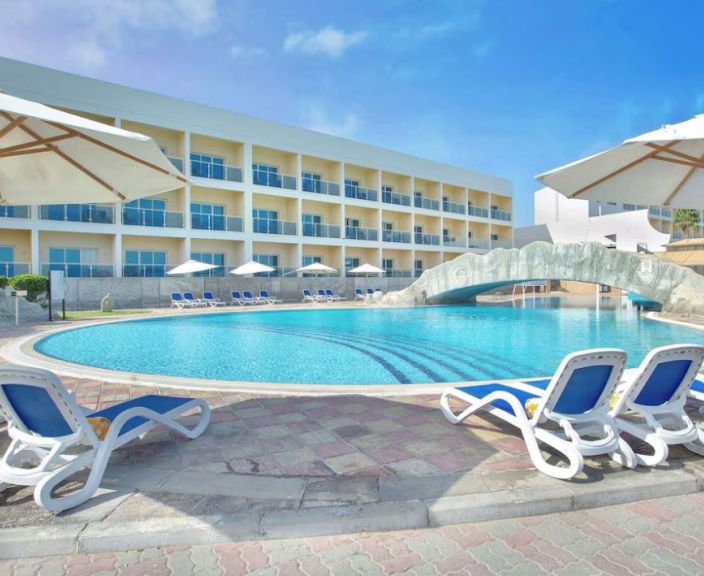 Prabangus poilsis Fudžeiroje, 5* RADISSON BLU FUJAIRAH RESORT viešbutyje, JAE!