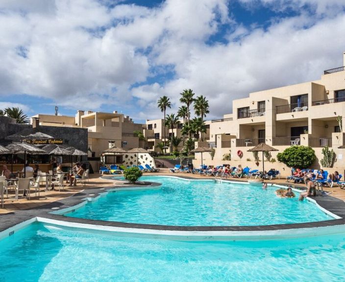 Poilsis unikalioje Lanzarotės saloje ir viešnagė 3* BLUE SEA COSTA TEGUISE GARDENS!