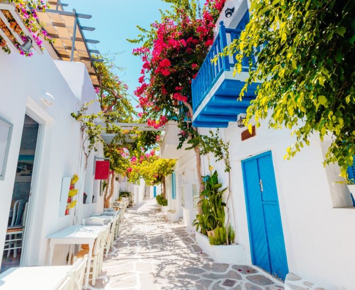 Neužmirštamas poilsis Santorinio saloje – 5* viešbutyje SPLENDOUR RESORT!
