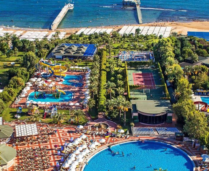 Aktyvus poilsis su šeima 5* CLUB HOTEL TURAN PRINCE WORLD viešbutyje ant jūros kranto