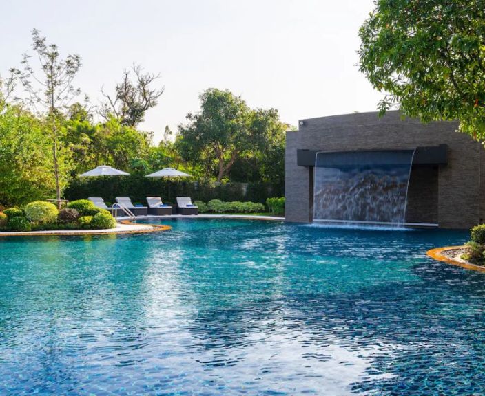 Svajojate apie atostogas Tailande? Poilsis 4* MANHATTAN PATTAYA HOTEL jau laukia Jūsų!