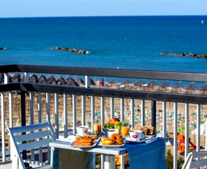 Atostogos Italijos pakrantėse, 4* HOTEL MAJA viešbutyje!