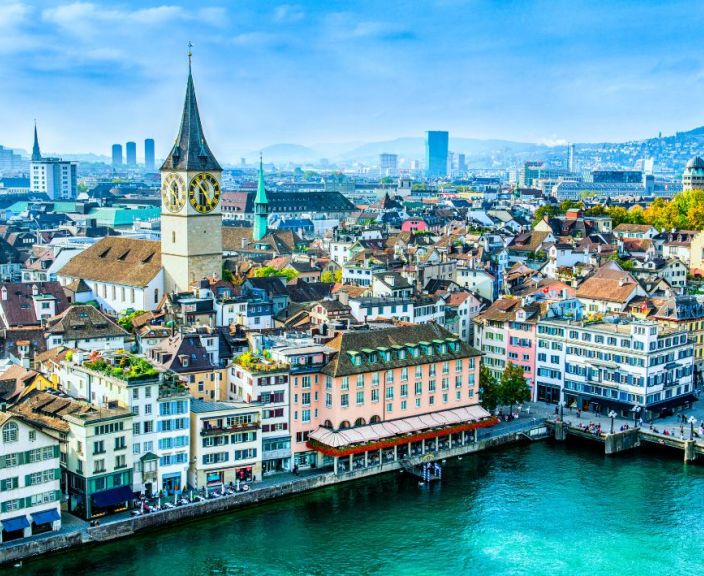 Pažintis su įkvepiančiu Ciurichu ir jauki viešnagė 3* SWISS STAR TOWER!