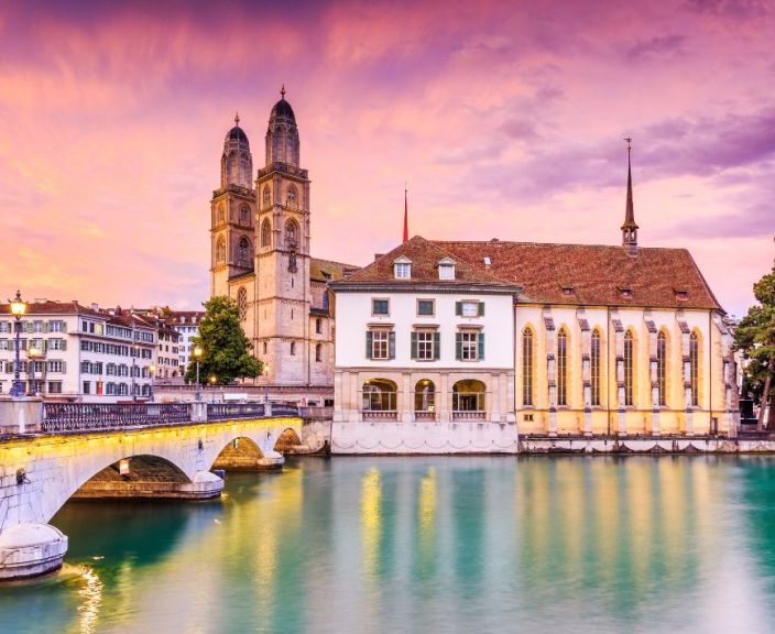Atostogos Ciuriche ir poilsis 4* CROWNE PLAZA ZURICH viešbutyje!
