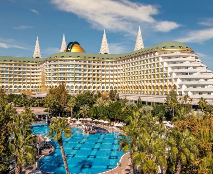 Lepinančios atostogos kaitrioje Turkijos saulėje, 5* VIP klasės DELPHIN IMPERIAL viešbutyje!