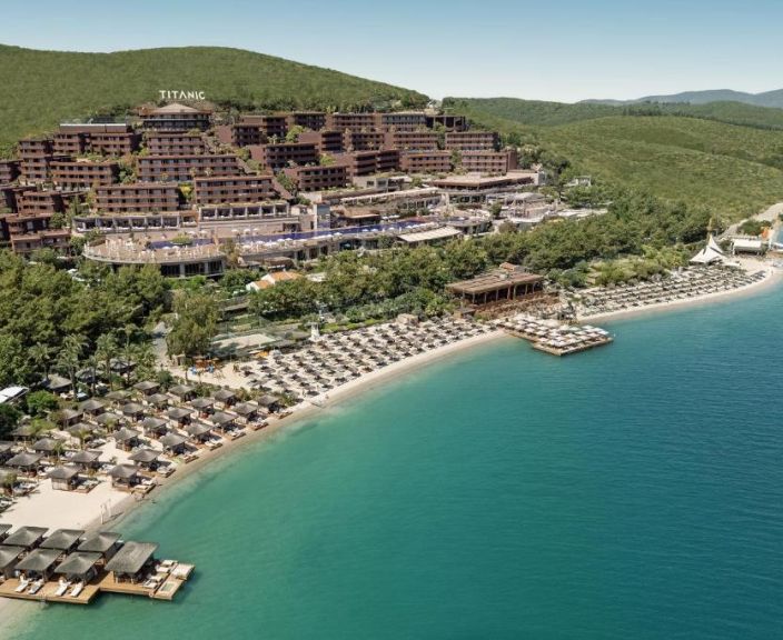 Nepamirštamos atostogos Turkijoje kartu su visa šeima, VIP klasės 5* TITANIC DELUXE BODRUM viešbutyje!