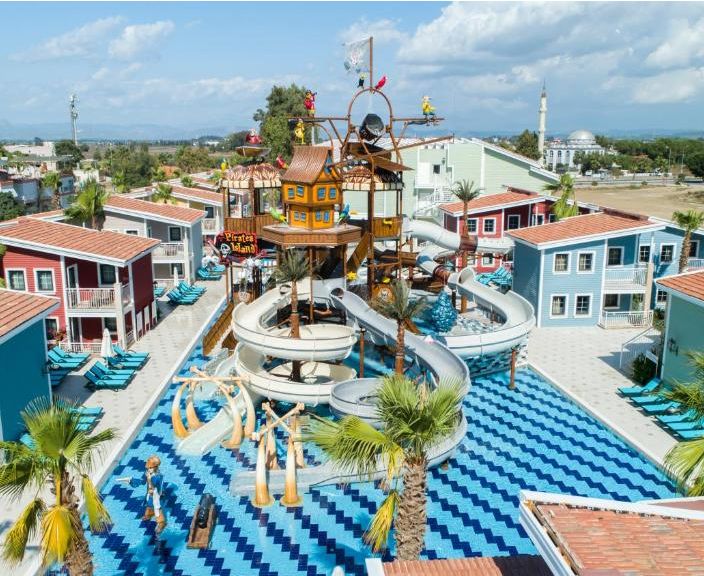 Atostogos kartu su visa šeima Turkijoje, 4* CRYSTAL CLUB WORLD OF COLOURS viešbutyje!
