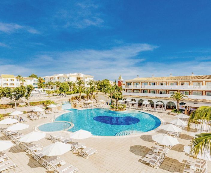 Karštos saulės vonios Maljorkoje, 4* BLAU PUNTA REINA RESORT viešbutyje!