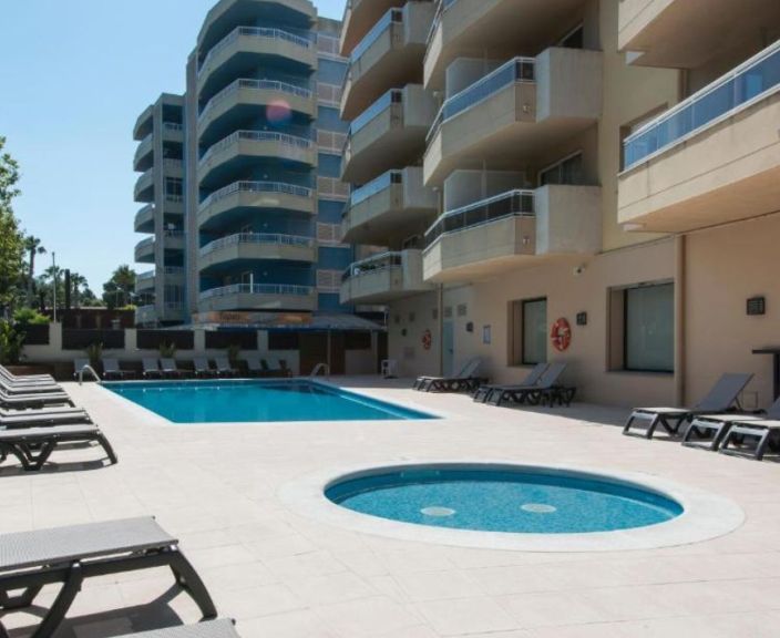 Lepinkitės saulės voniomis Ispanijoje, 3* CALIFORNIA APARTHOTEL viešbutyje!