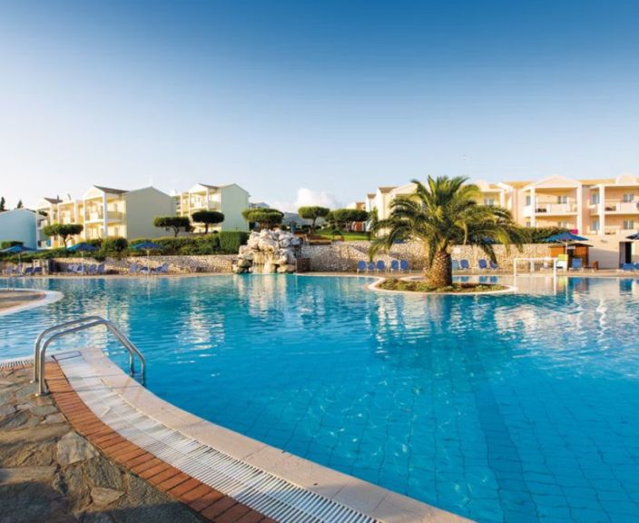 Lepinkitės saule Korfu saloje, 4* MAREBLUE BEACH RESORT viešbutyje!