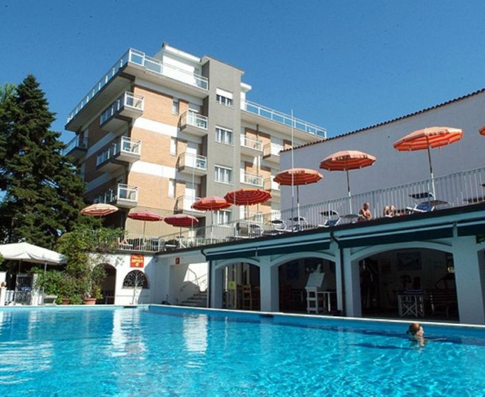 Atostogaukite Italijoje, 3* HOTEL NAUTIC viešutyje, Riminyje!
