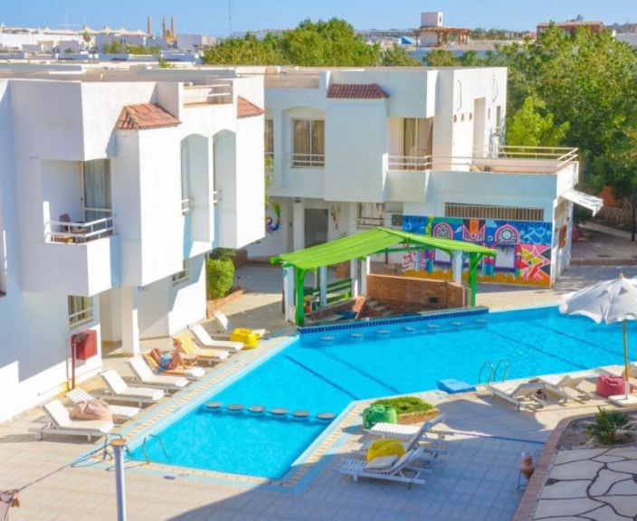 Lepinkitės karšta Egipto saule 4* VIKING CLUB viešbutyje, Šarm aš Šeiche!