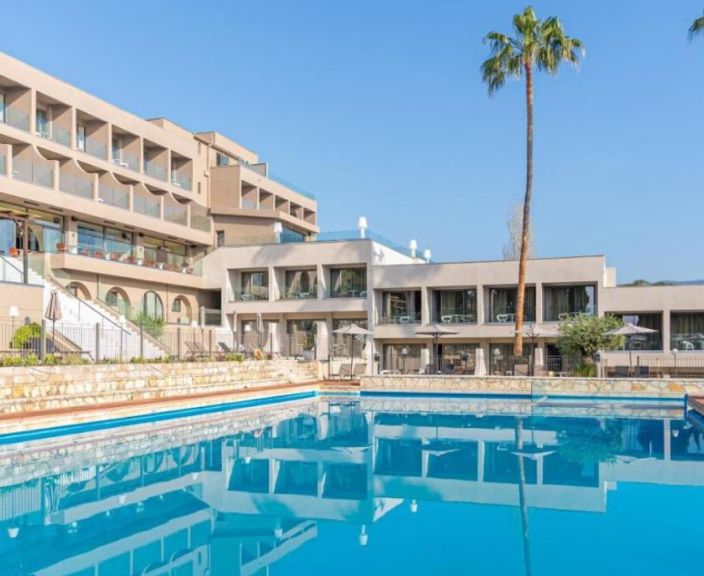 Lepinkitės saule ir jūra Korfu saloje, 4* IOLIDA CORFU viešbutyje!
