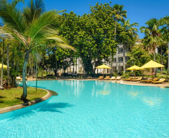 Lepinkitės poilsiu ant vandenyno kranto Kenijoje, 4* SAROVA WHITE SANDS BEACH RESORT & SPA viešbutyje!