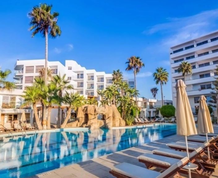 Svajonių atostogos Kipre, 5* ADAMS BEACH HOTEL viešbutyje!