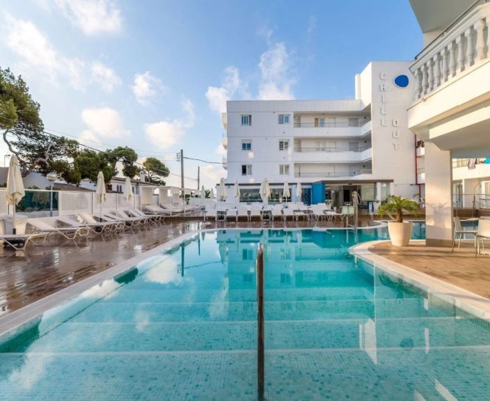 Mėgaukitės saulės voniomis Maljorkoje, 4* WELIKE TRITON BEACH HOTEL viešbutyje!