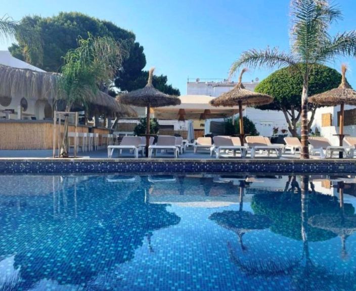 Atsikvėpkite nuo rūpesčių saulėtoje Maljorkoje, 3* HOTEL CHEVY viešbutyje!