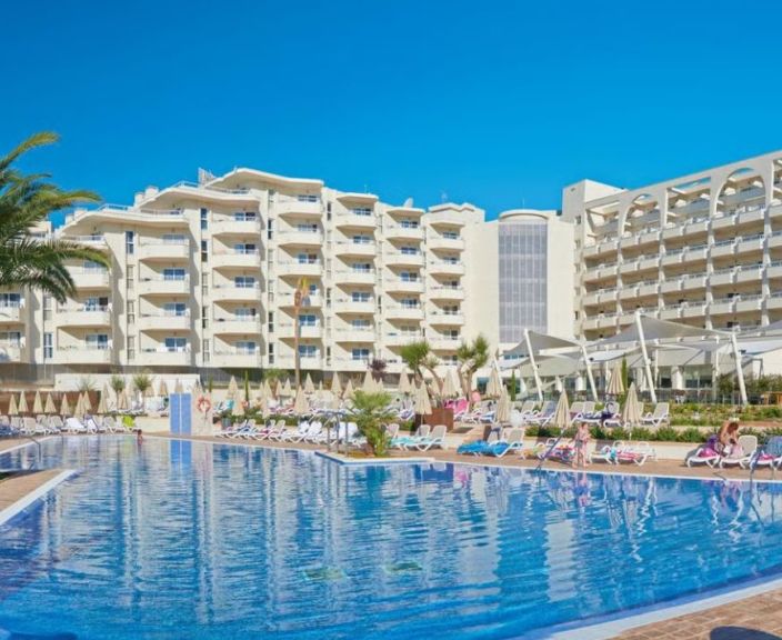 Ilsėkitės Maljorkoje ir mėgaukitės saule 4* HIPOTELS COMA GRAN viešbutyje!
