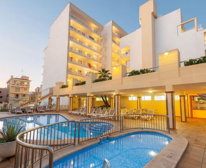 Mėgaukitės karštomis atostogomis Maljorkoje, 3* HOTEL 07 NORDESTE PLAYA viešbutyje!