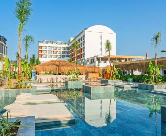 Lepinkitės karšta Turkijos saule ir ilsėkitės naujame 5* SY HOTELS BELEK viešbutyje!