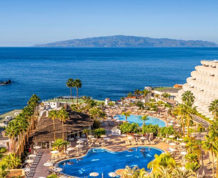 Saulėtoji Tenerifė kviečia poilsiui 4* LANDMAR PLAYA LA ARENA viešbutyje!