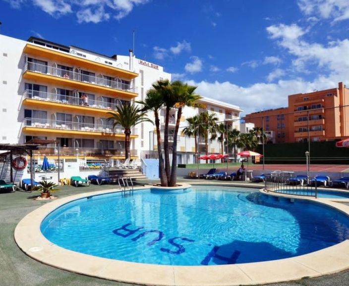 Mėgaukitės Maljorkos saule ir šiltomis dienomis pakrantėje, 2* HOTEL SUR viešbutyje!