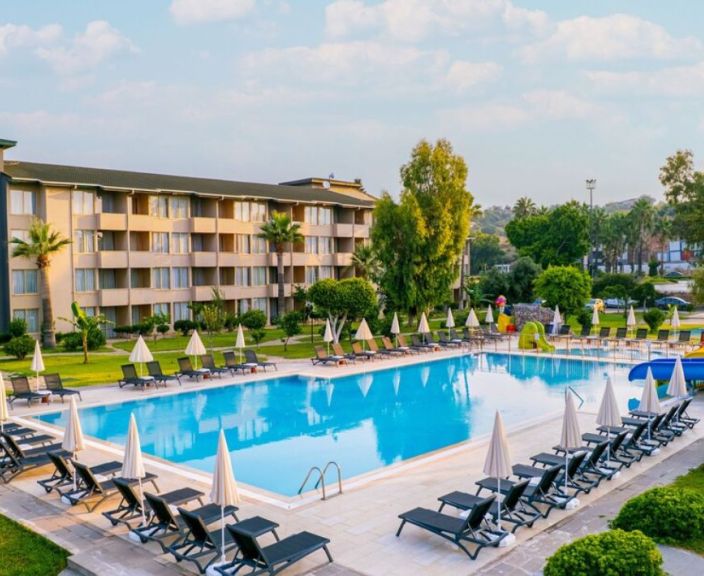 Taupus poilsis visai šeimai Alanijoje, 4* SENZA SUNSET BEACH HOTEL viešbutyje!