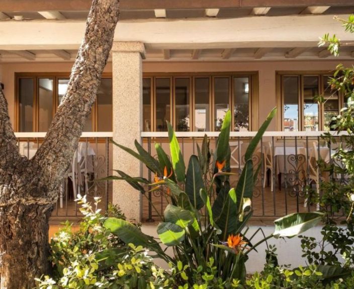 Lepinkitės saulės voniomis Sardinijos saloje, 3* DONATELLA HOTEL POSADA viešbutyje!