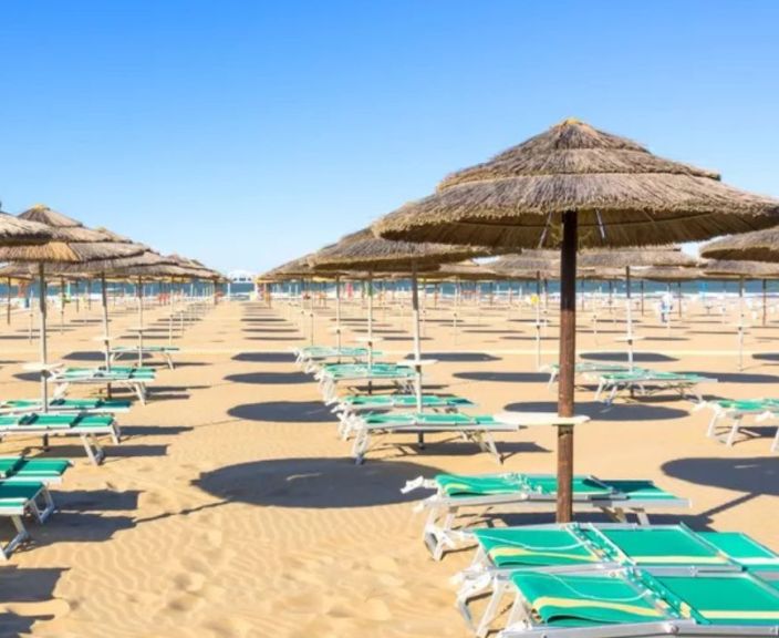 Patirkite Italijos išskirtinumą ir mėgaukitės atostogomis 4* CARD INTERNATIONAL viešbutyje!