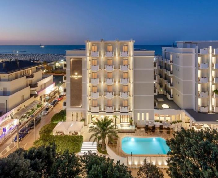 Stilingos atostogos Italijos pajūryje, 4* SUITE HOTEL LITORANEO viešbutyje!