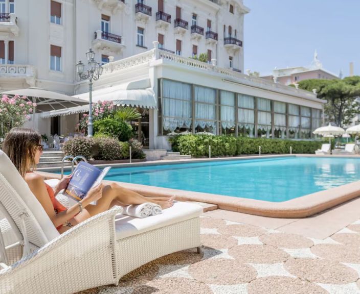 Išskirtinis poilsis 4* RESIDENZA PARCO FELLINI viešbutyje, Riminyje!