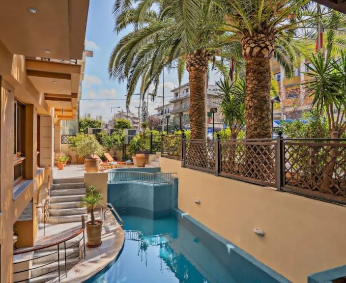 Lepinkitės saulės voniose Kretos saloje, 3* BRASCOS HOTEL viešbutyje!