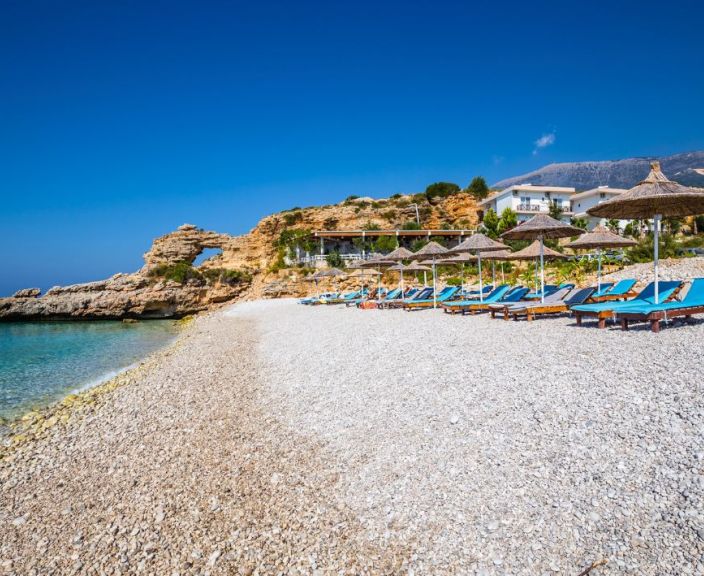 Šiltos ir svetingumo kupinos atostogos Albanijoje, 3* AMBASSADOR HOTEL!