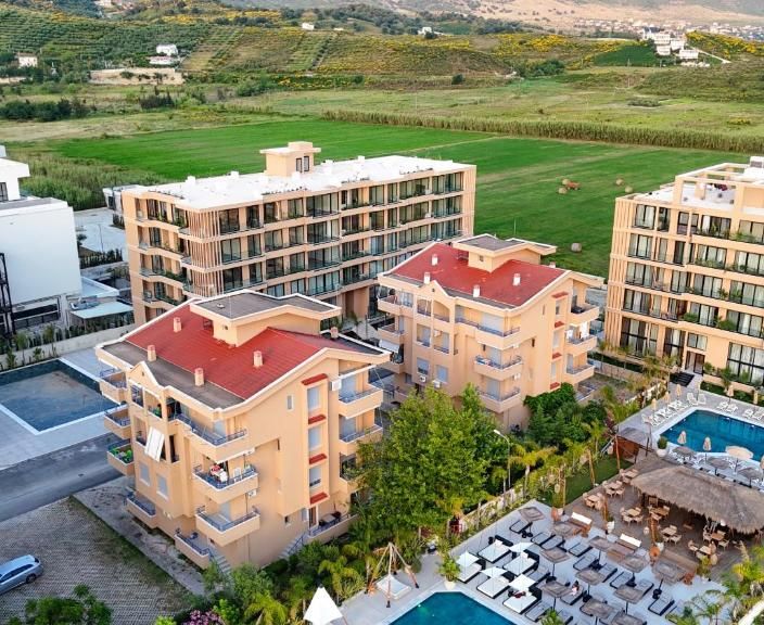Pabėkite nuo rutinos ir ilsėkitės Albanijoje, 3* PALM SUITES viešbutyje!