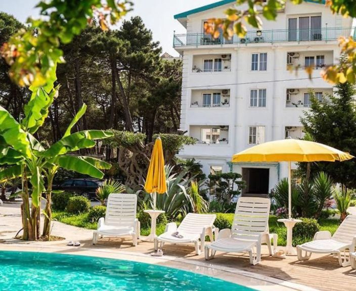 Leiskite sau pabėgti nuo rutinos ir ilsėkitės Albanijoje, 4* GARDEN PALACE viešbutyje!
