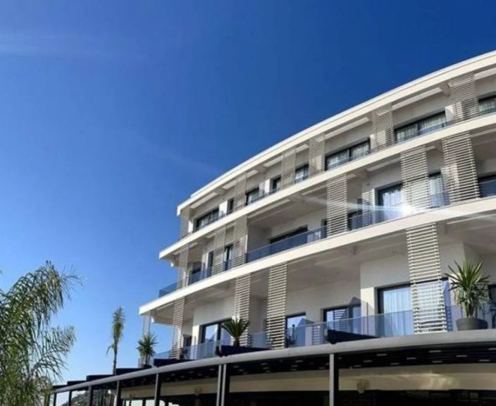 Atsipalaiduokite Albanijos pajūryje, 4* CORAL BOUTIQUE HOTEL viešbutyje!