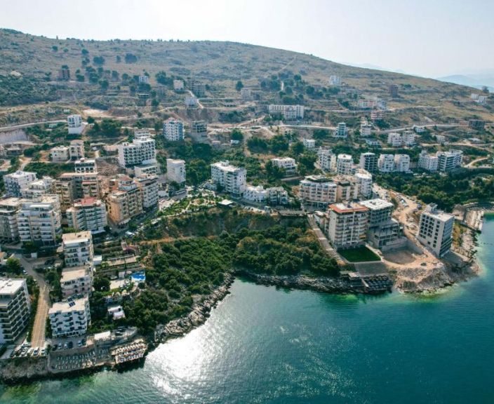 Atostogaukite šiltojoje Albanijoje, netoli jūros įsikūrusiame HOTEL OASIS viešbutyje!