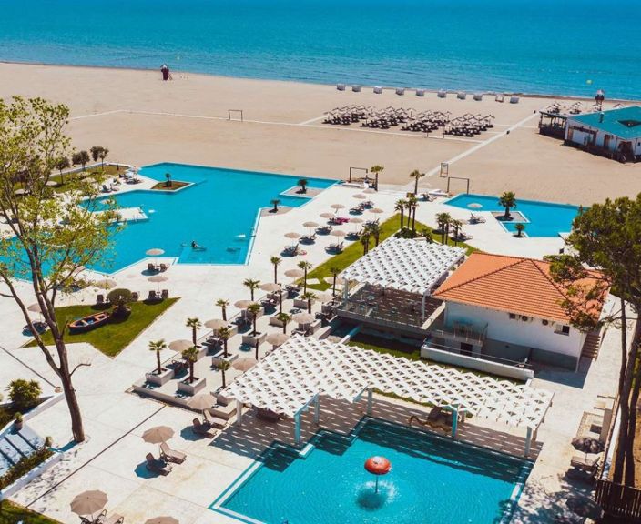 Atostogos užburiančioje Juodkalnijoje, 4* AZUL BEACH RESORT MONTENEGRO BY KARISMA viešbutyje!