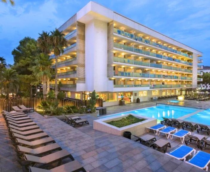 Mėgaukits nerūpestingomis atostogomis Ispanijoje, 3* 4R SALOU PARK RESORT II viešbutyje!