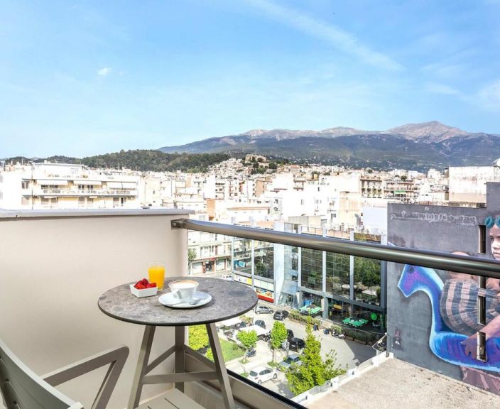 Atraskite Graikijos žavesį Peloponese, 4* DAYS CITY SUITES viešbutyje!