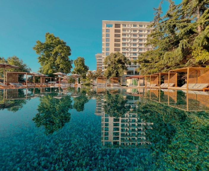 Leiskitės į saulėtas atostogas Bulgarijoje, 4* GRIFID METROPOL viešbutyje!