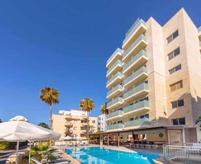 Pažinkite saulėtą Kiprą ir poilsį Limasolio pakrantėje, 3* KAPETANIOS LIMASSOL HOTEL viešbutyje!