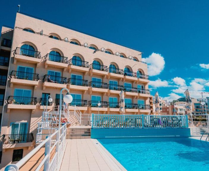 Poilsis žavingoje Maltoje – 4* viešbutyje GILLIERU HARBOUR HOTEL