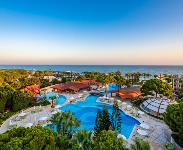 Tobulos atostogos Turkijoje 5* CORNELIA DELUXE RESORT!